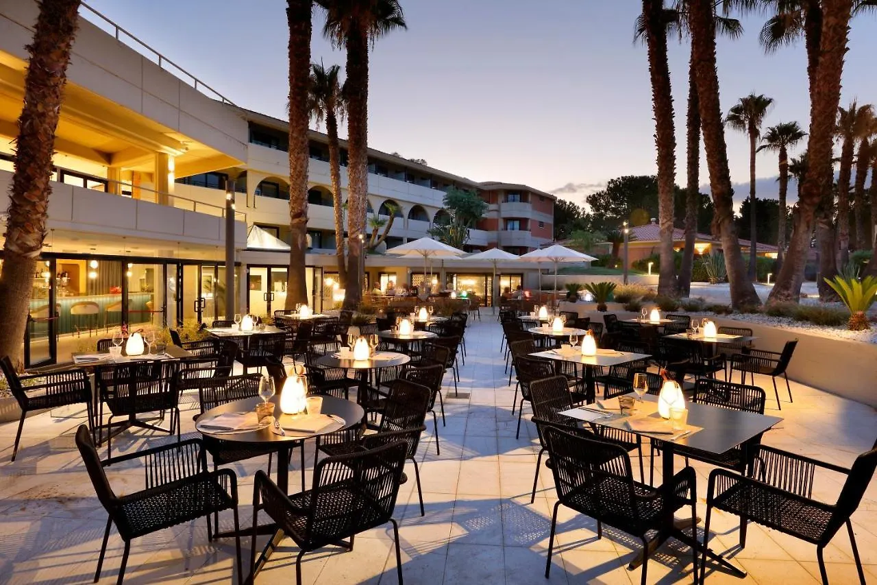Grand Palladium Sicilia Resort & Spa Кампофеличе-ди-Роччелла