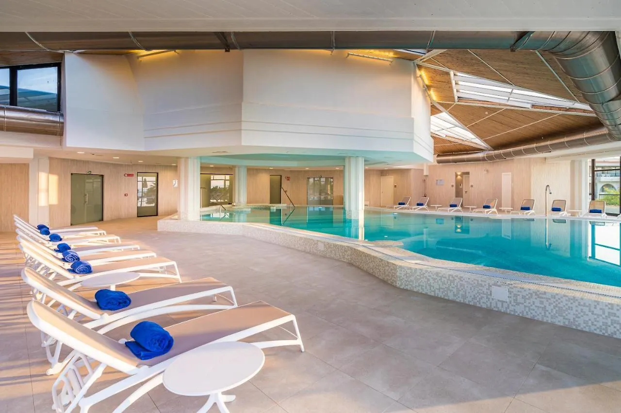 Grand Palladium Sicilia Resort & Spa Кампофеличе-ди-Роччелла 5*,  Италия