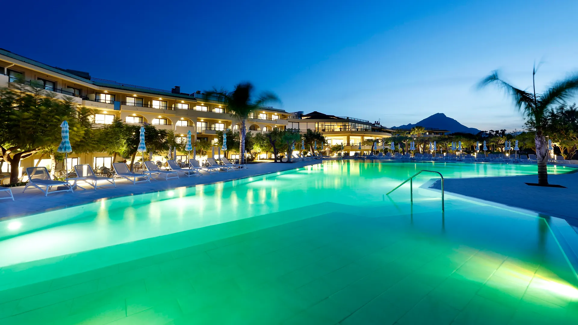 Grand Palladium Sicilia Resort & Spa Кампофеличе-ди-Роччелла 5*,  Италия
